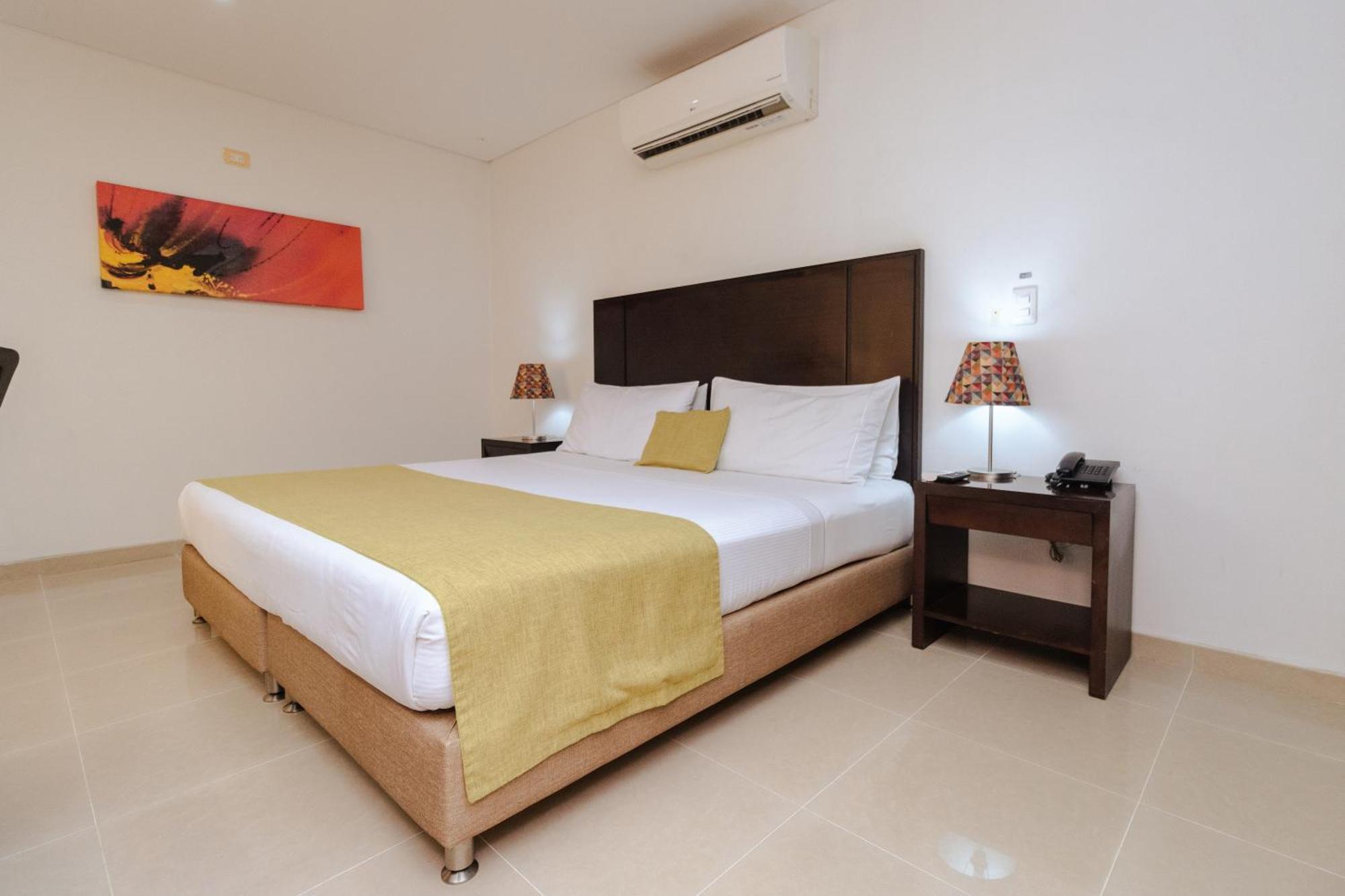 Hotel Millenium บารังกาแบร์เมฮา ภายนอก รูปภาพ