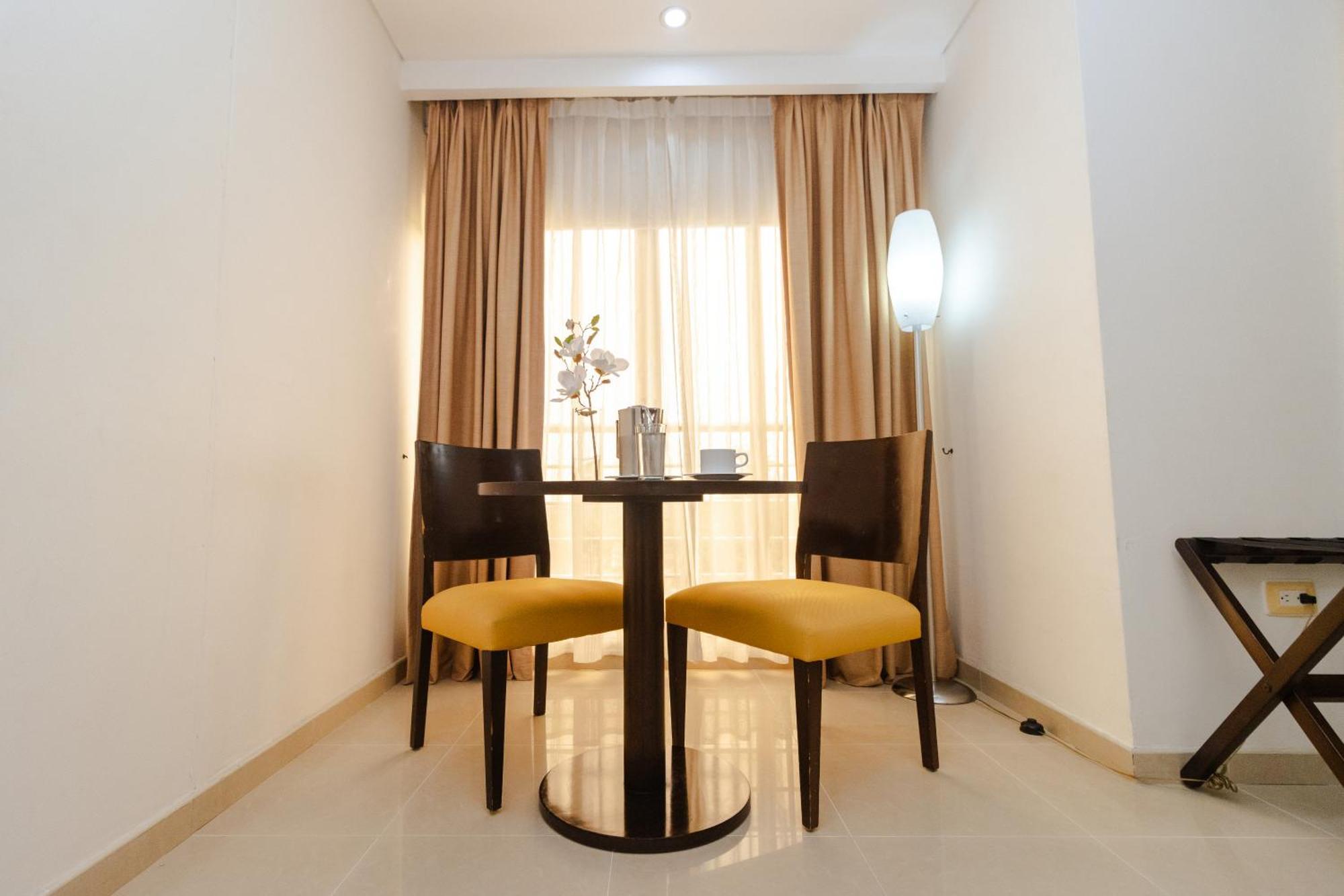 Hotel Millenium บารังกาแบร์เมฮา ภายนอก รูปภาพ